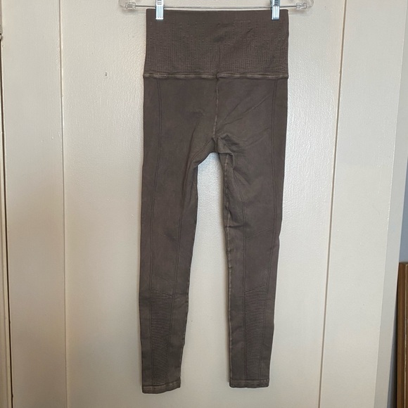 Avocado Vintage Pewter Fire Legging - one of a kind sample color - Picture 3 of 11